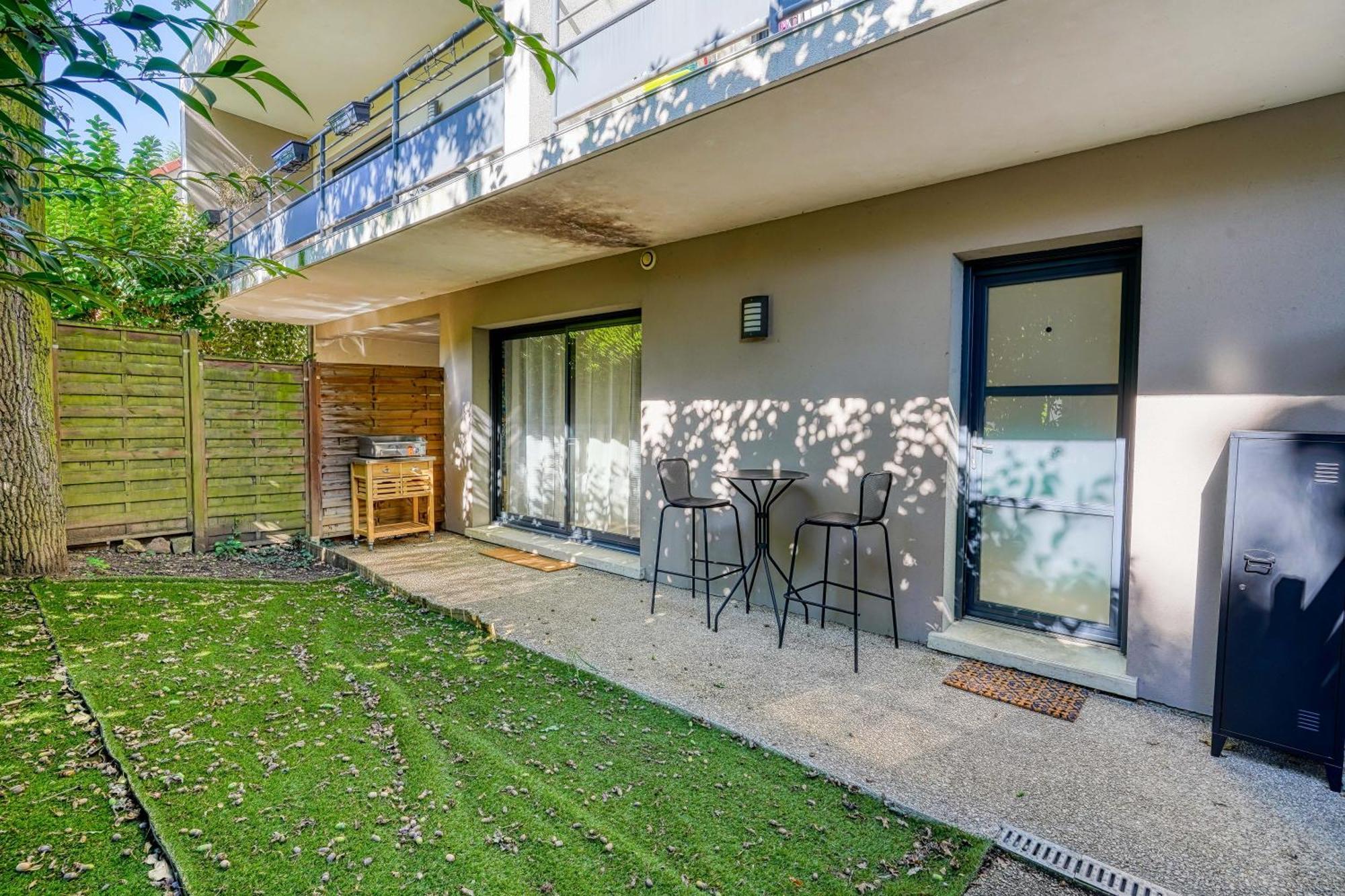 Superbe Studio Avec Terrasse Brunoy Ngoại thất bức ảnh